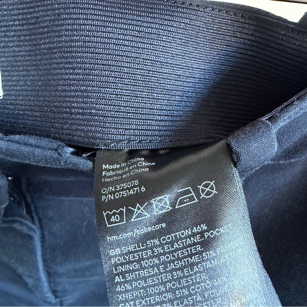H&M Navy Ankle-length slacks size 4 - Picture 8 of 9